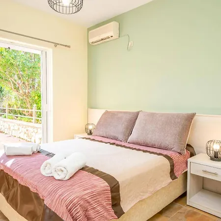 Villa Olympia Skala By *